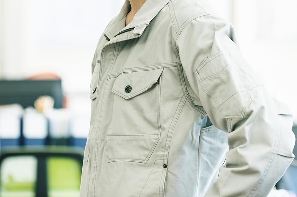 藤　英一
